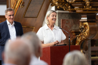 Dekanin Dr. Doris Sperber-Hartmann