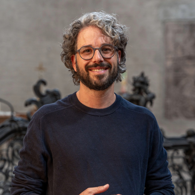 Hat studiert in Heidelberg, Halle/Saale und in Südindien: Bernhard Offenberger
